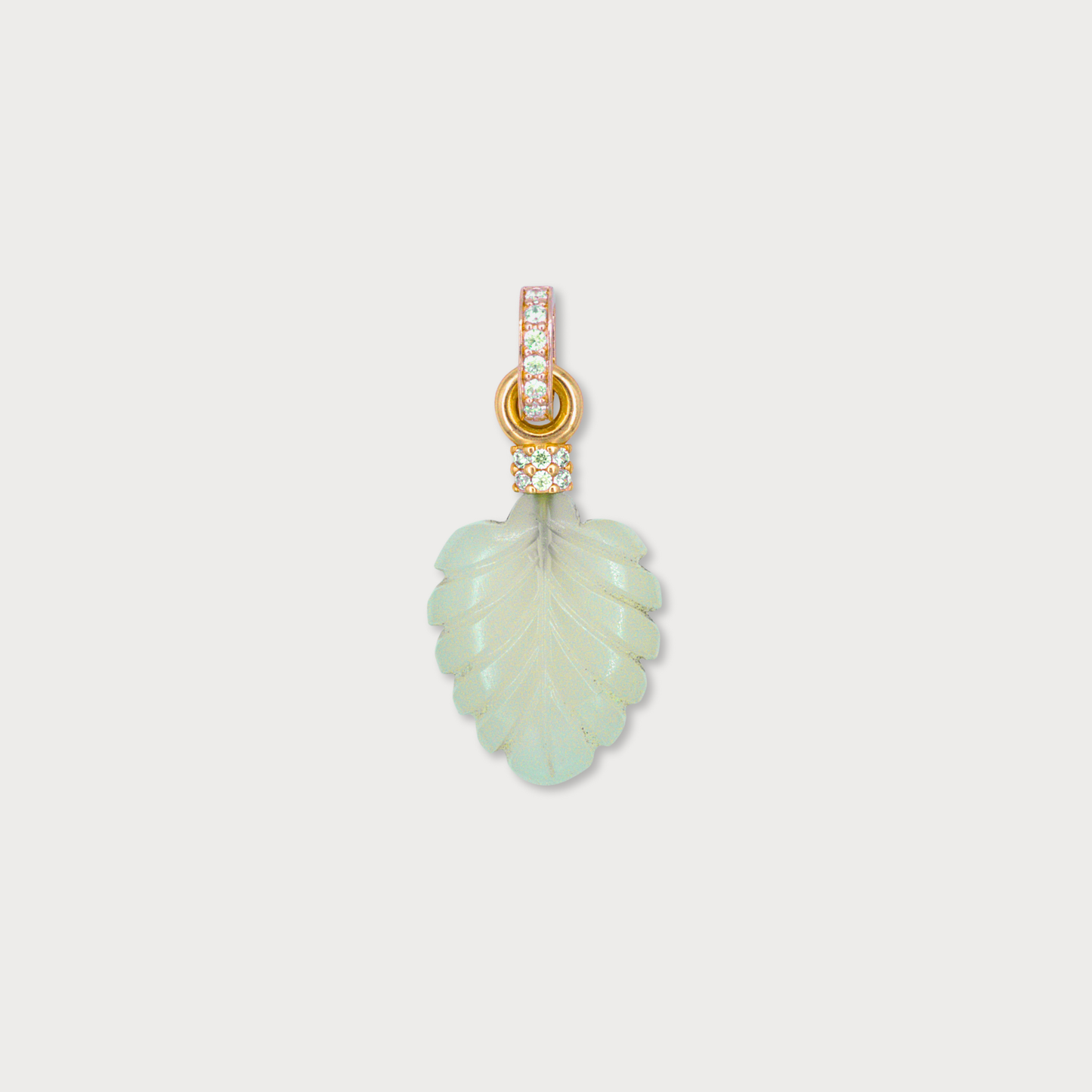 Aimée- hanger met groene chalcedoon en connector