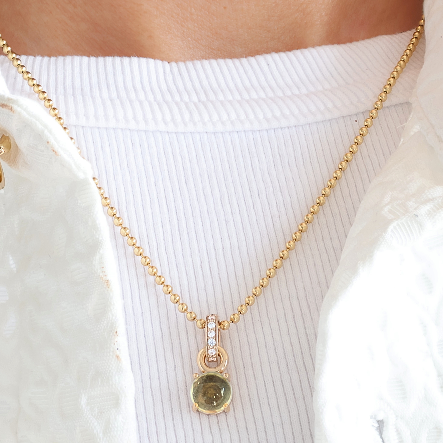 Essentiá - goldfilled collier met bolletjes van 2 mm.
